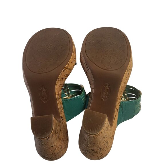 EUROSOFT | Teal Green Silver Chevron Outdoor Heels - Picture 8 of 9